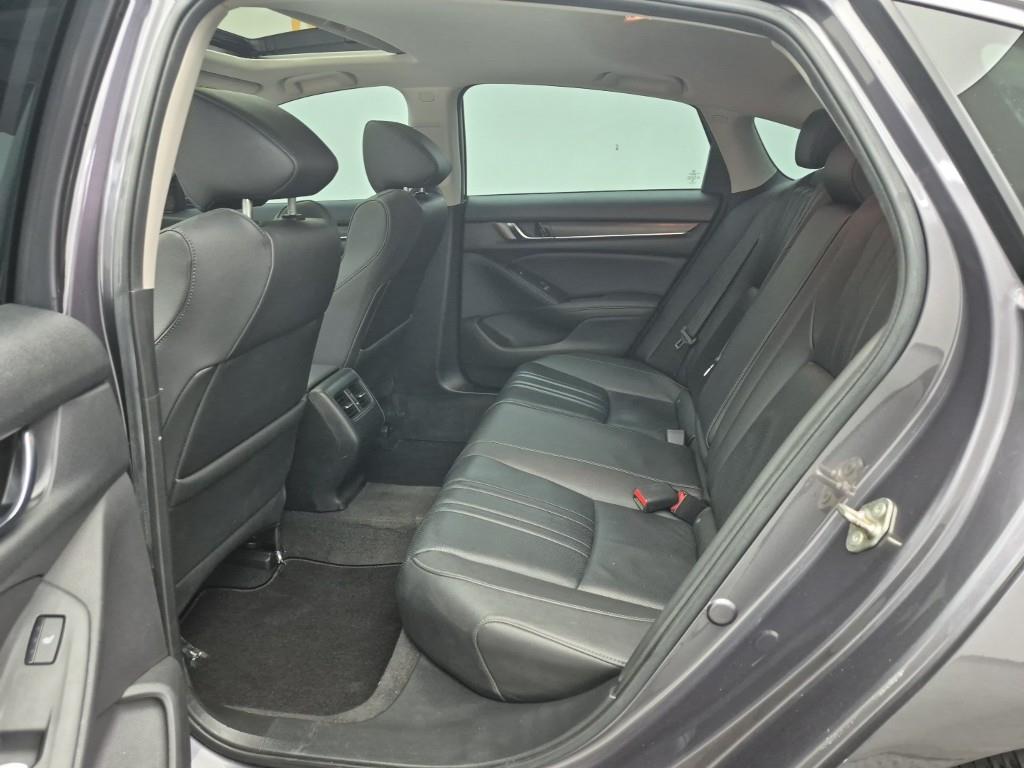 Honda Accord - Vista 12