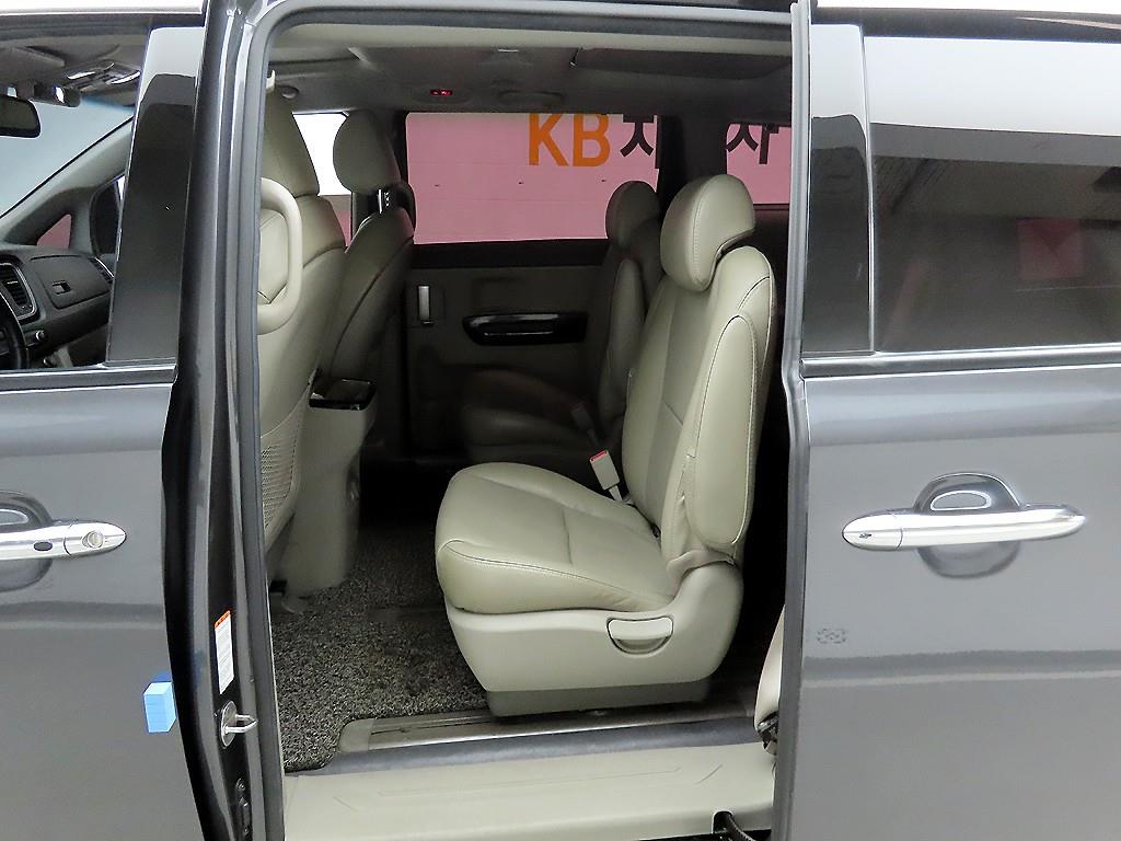KIA Carnival 2015 Negro - Importación desde Corea - HF Imports Iquique - Foto 14