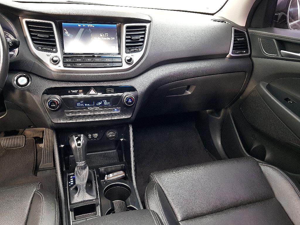 HYUNDAI Tucson - Vista 10