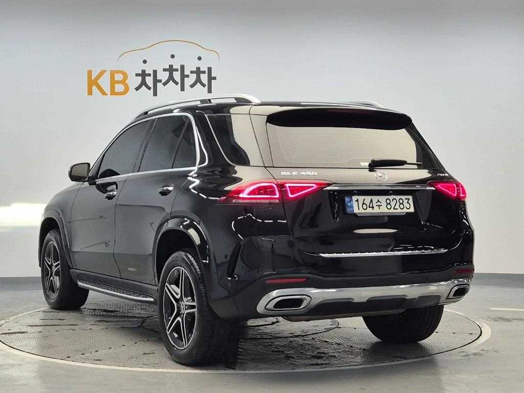 Mercedes Benz GLE Class - Vista 2