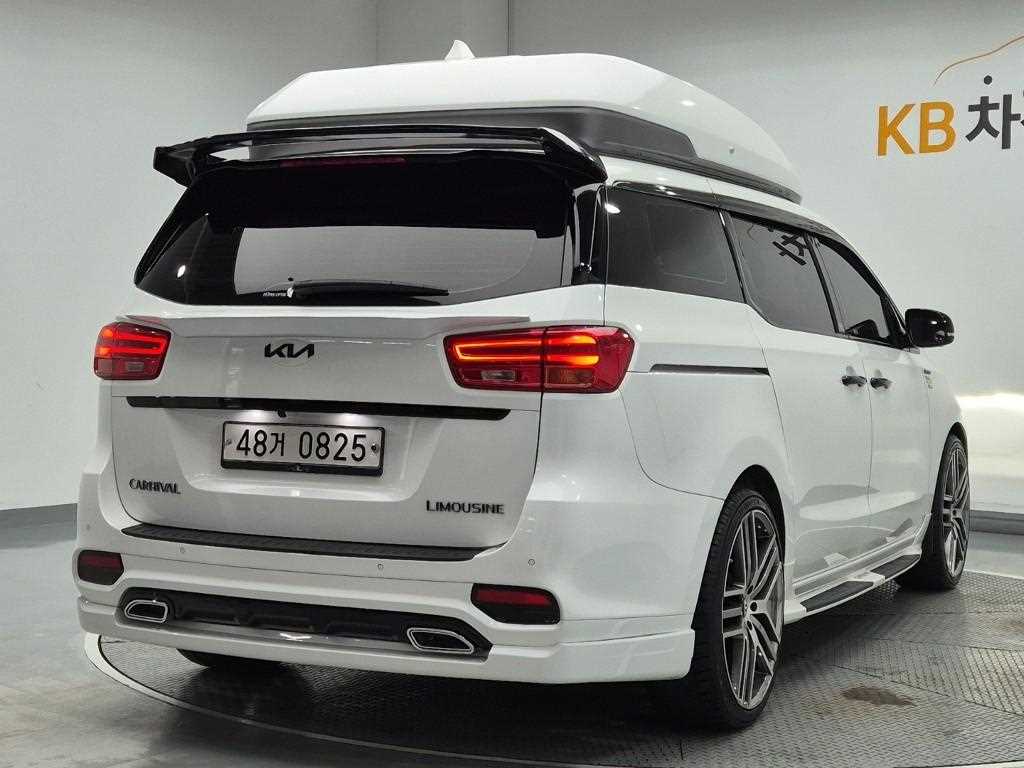 KIA Carnival - Vista 3
