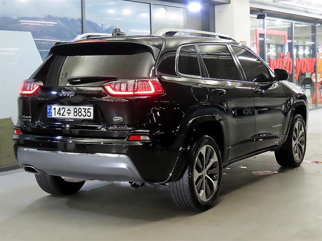 Jeep Cherokee - Vista 4