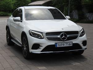 Mercedes Benz GLC Class - Vista 4