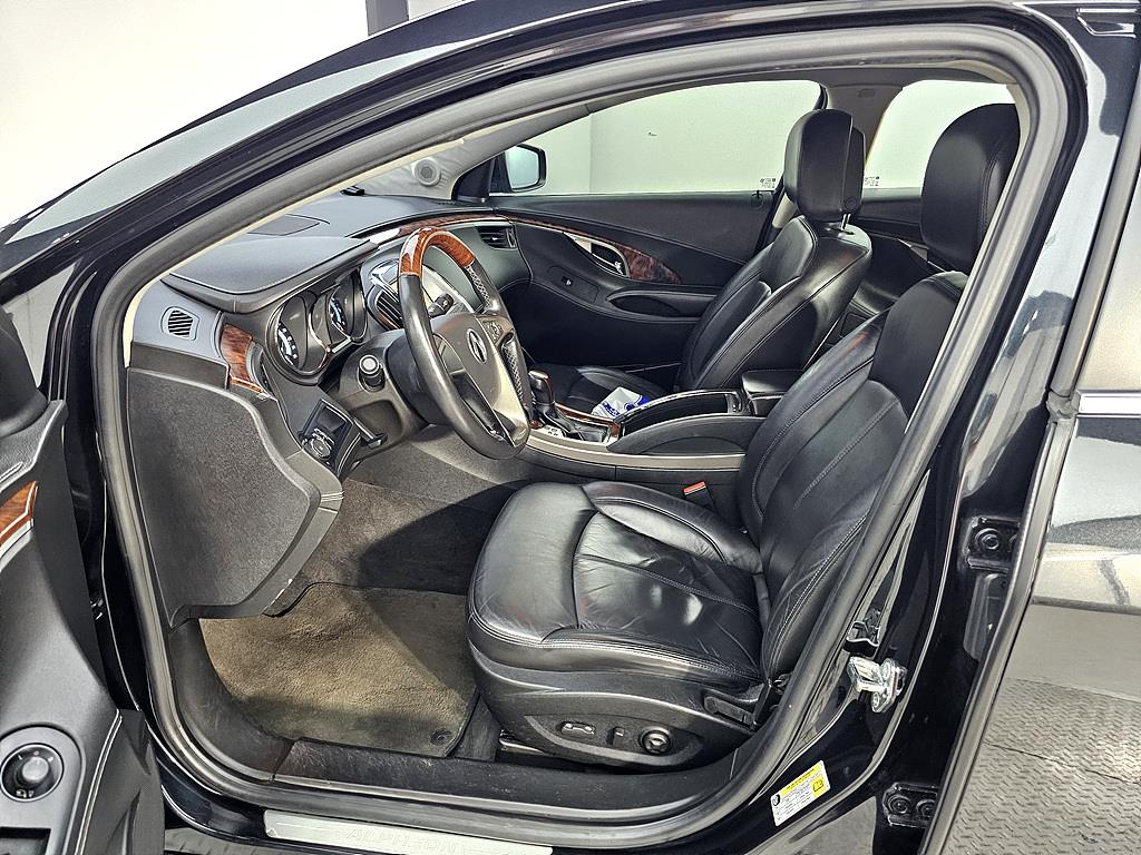 DAEWOO Alpheon - Vista 8
