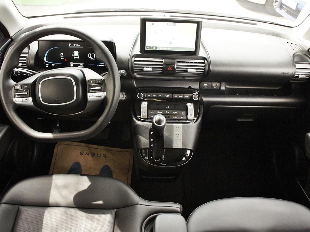HYUNDAI Casper - Vista 12