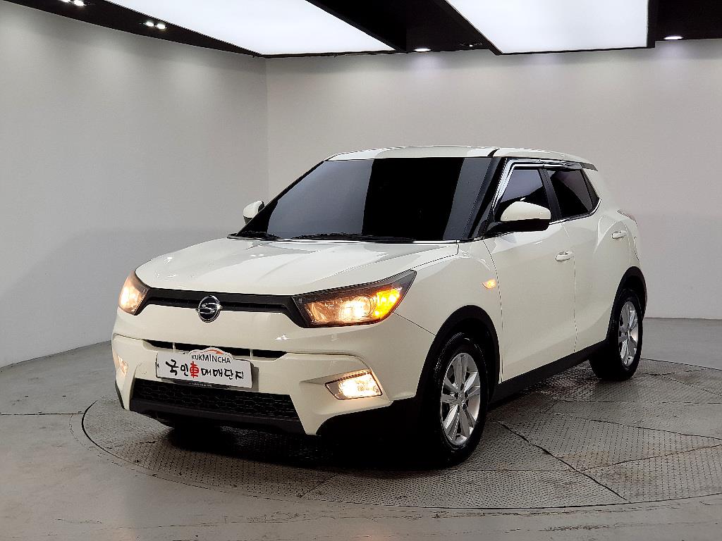 Ssangyong Tivoli 2016 Blanco - Importación desde Corea - HF Imports Iquique - Foto 1