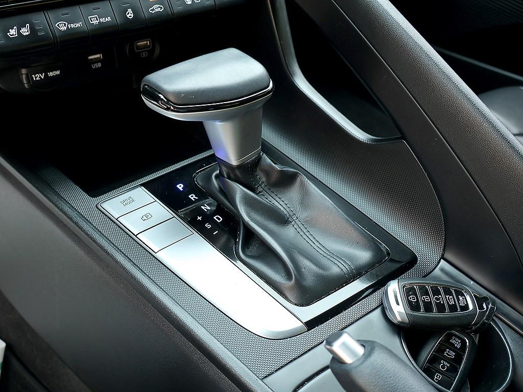 HYUNDAI Avante 2023 Blanco - Importación desde Corea - HF Imports Iquique - Foto 7