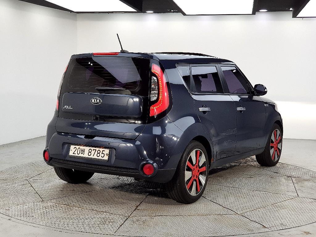 KIA Soul - Vista 4