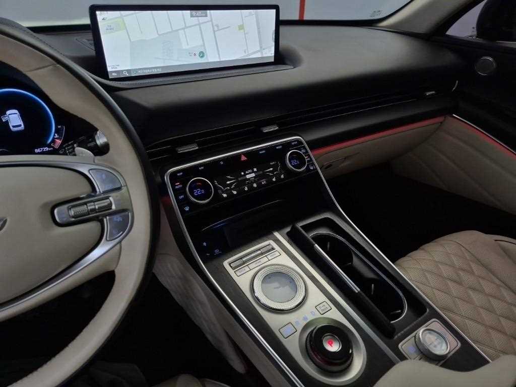 Genesis GV80 - Vista 10
