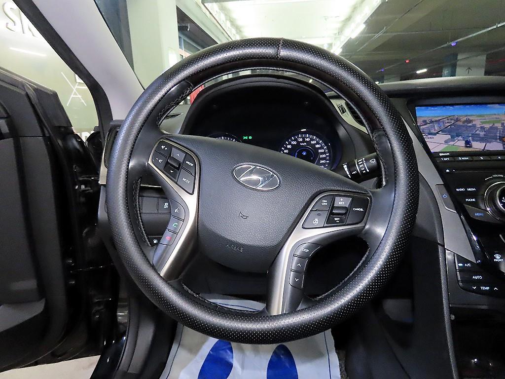 HYUNDAI Grandeur - Vista 8