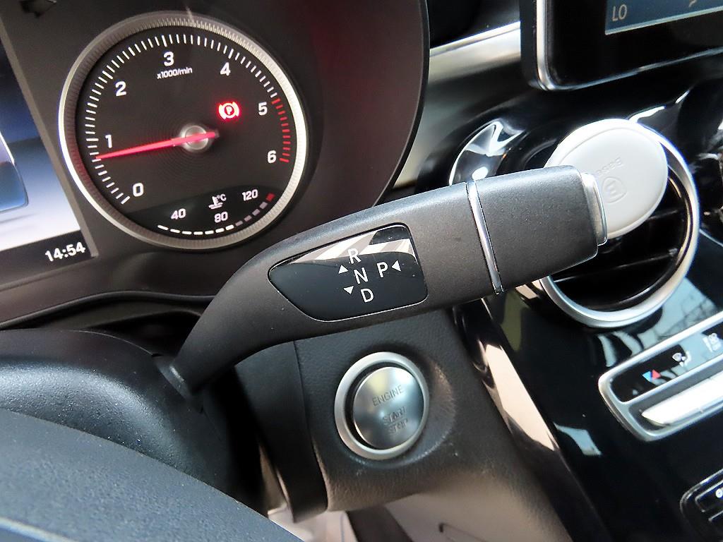 Mercedes Benz GLC Class - Vista 10