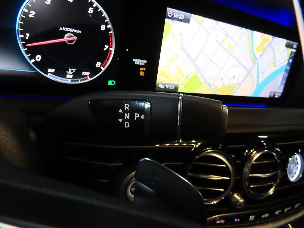 Mercedes Benz S Class - Vista 10