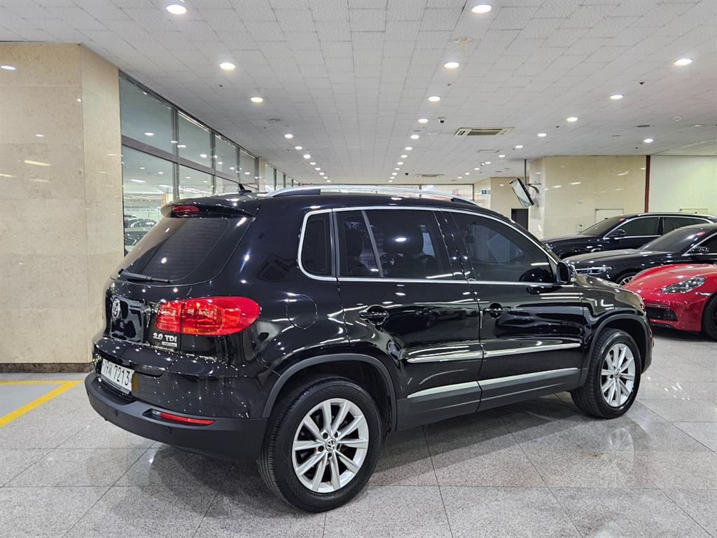 Volkswagen Tiguan - Vista 3