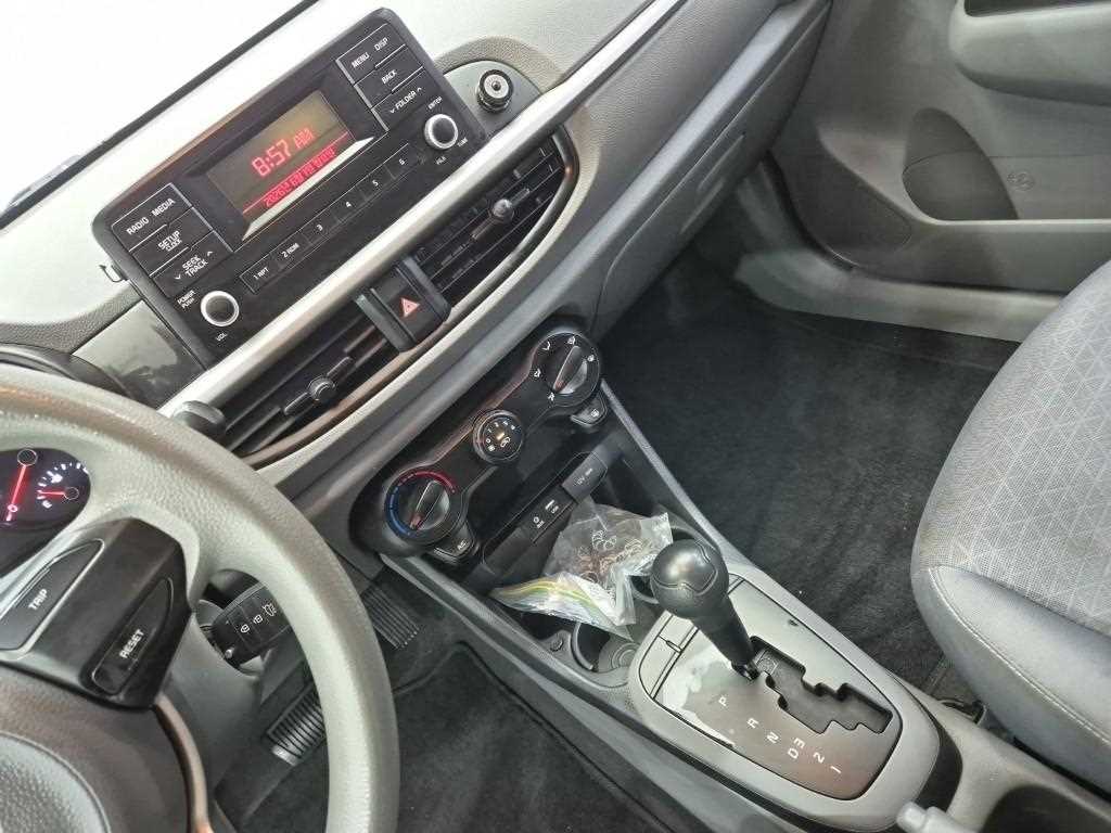 KIA Morning - Vista 10