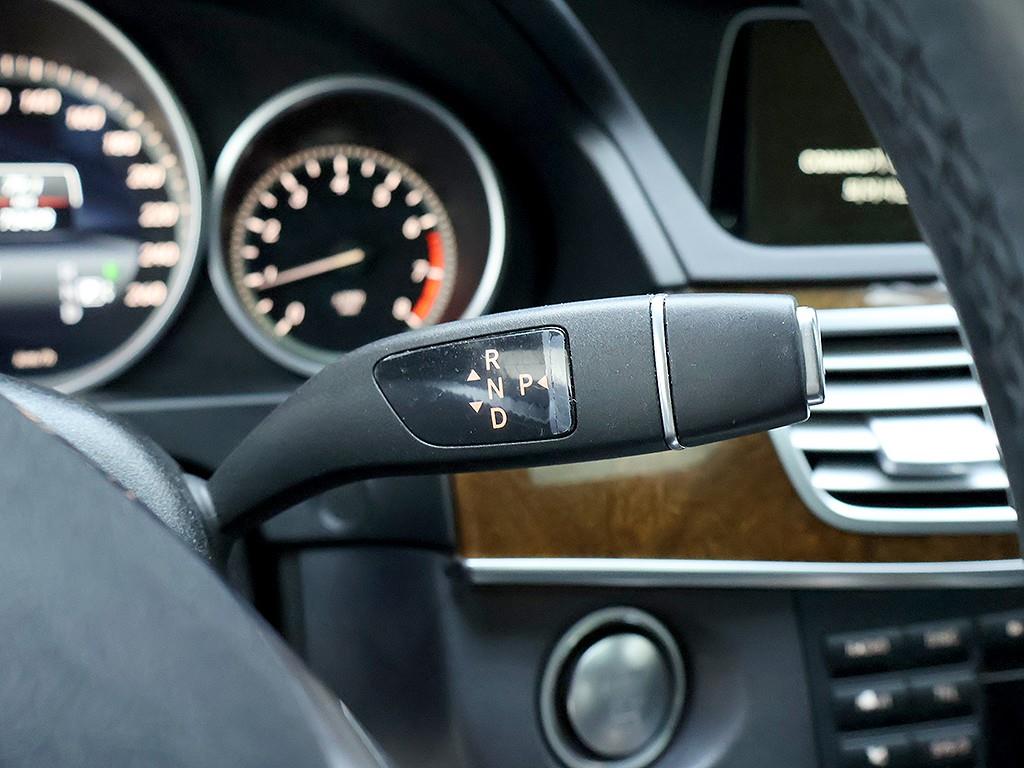 Mercedes Benz E class 2015 Blanco - Importación desde Corea - HF Imports Iquique - Foto 10