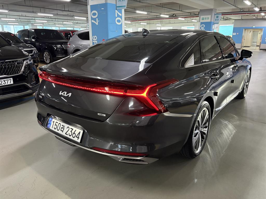 KIA K8 - Vista 6
