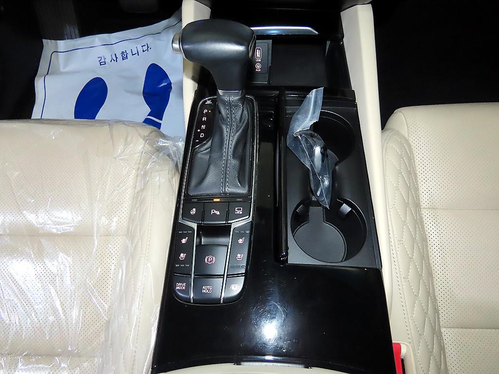 KIA K7 - Vista 12
