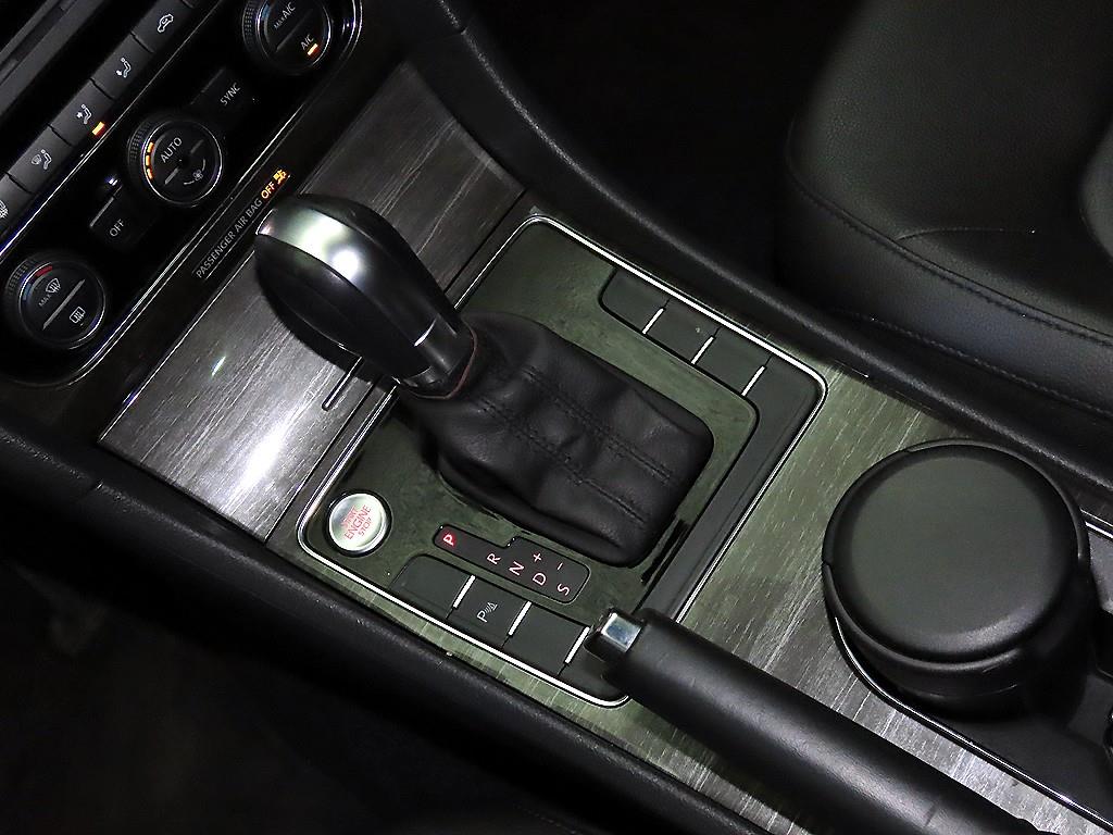 Volkswagen Passat - Vista 12