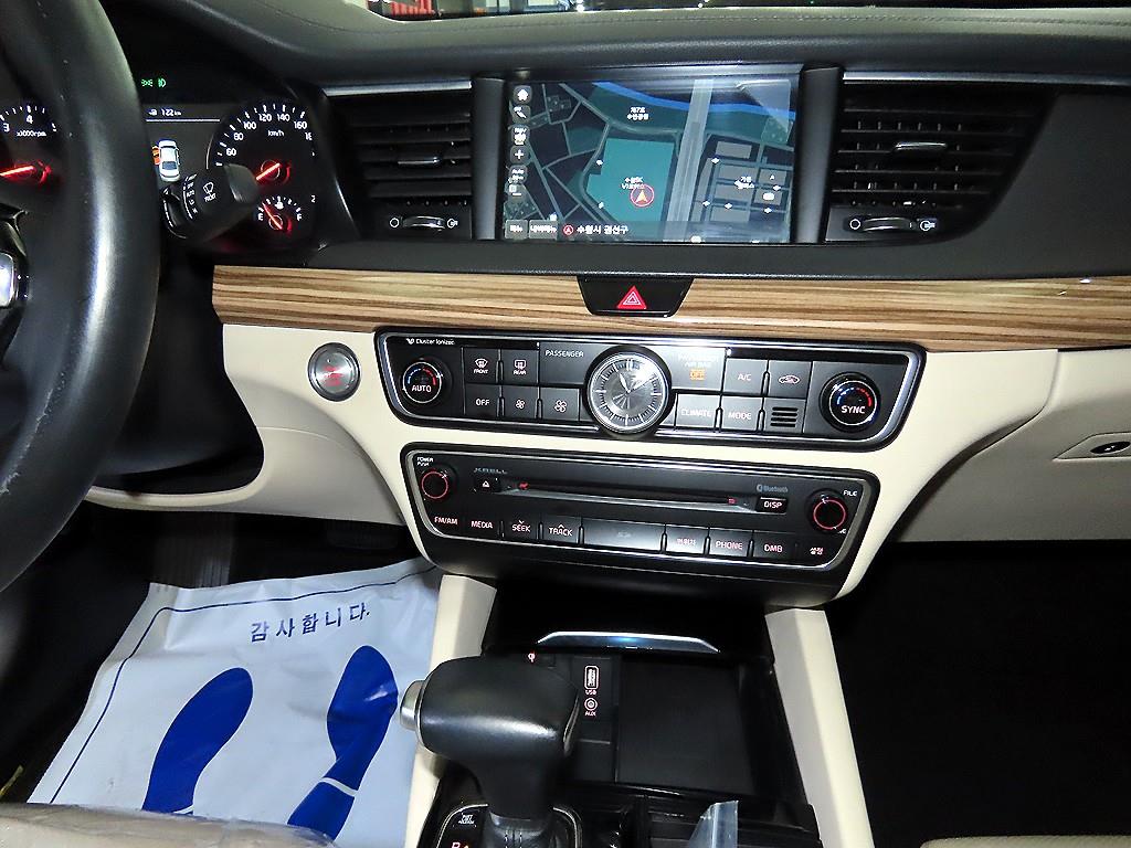 KIA K7 - Vista 11