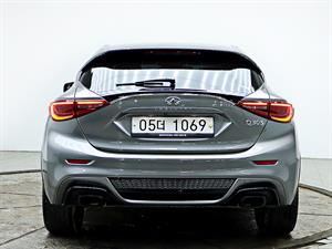 Infiniti Q - Vista 6
