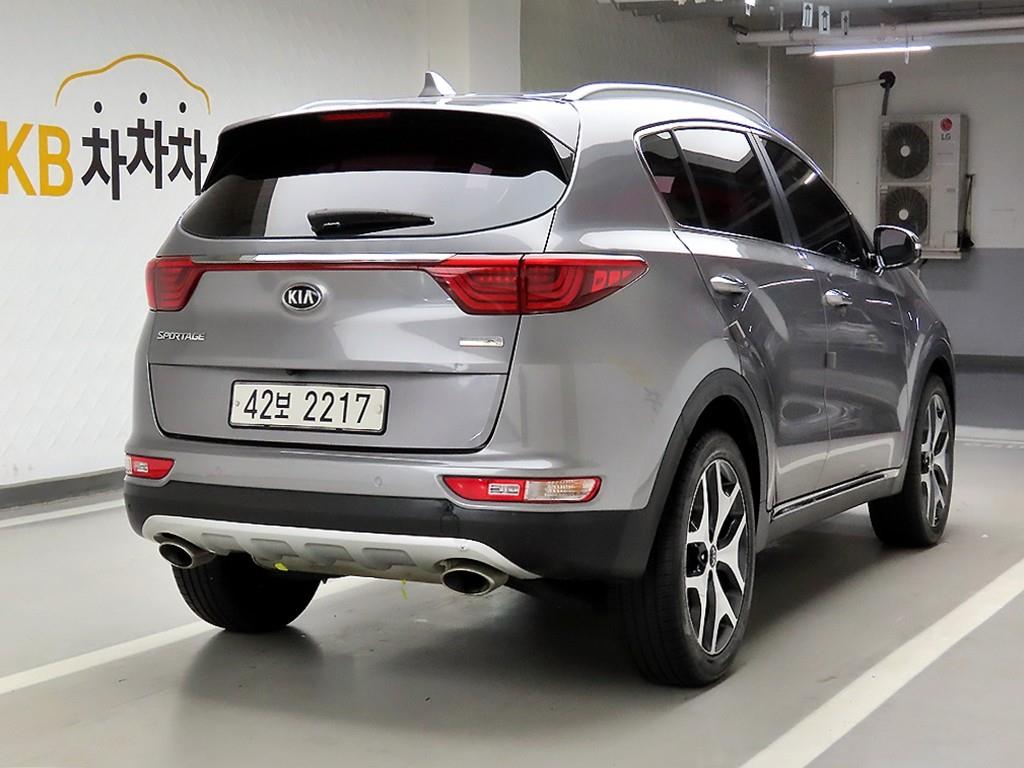 KIA Sportage - Vista 4