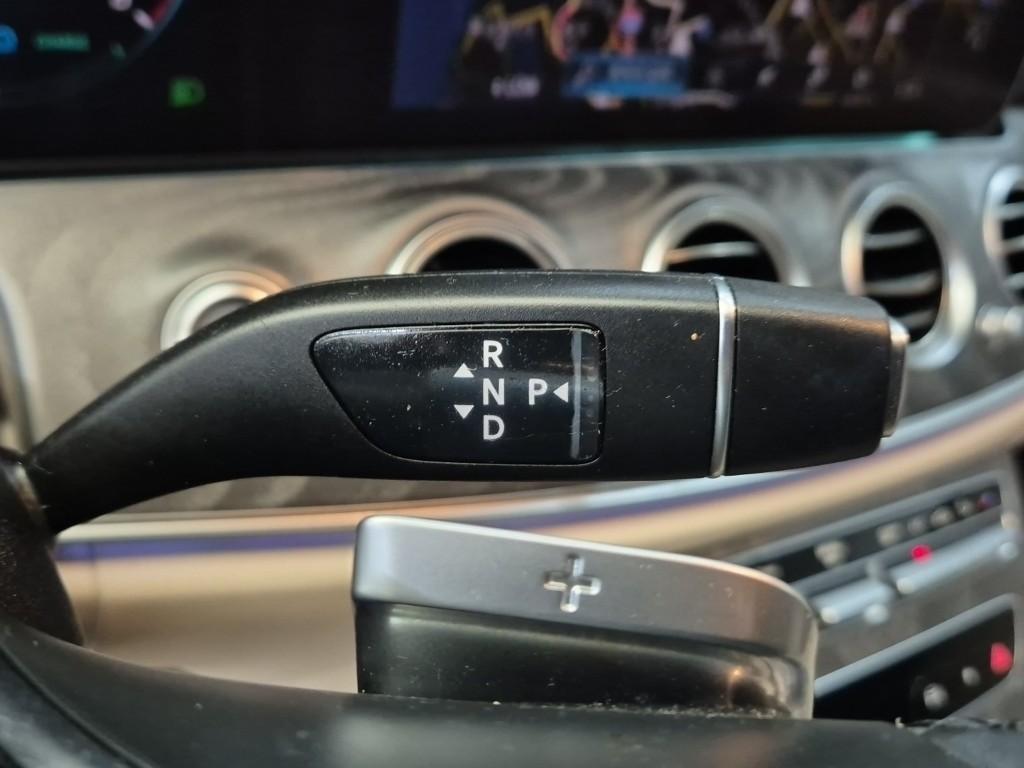 Mercedes Benz E class - Vista 8