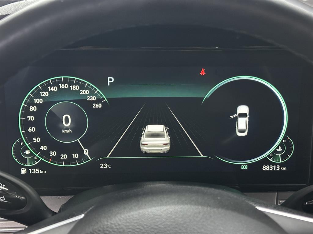 HYUNDAI Grandeur - Vista 7