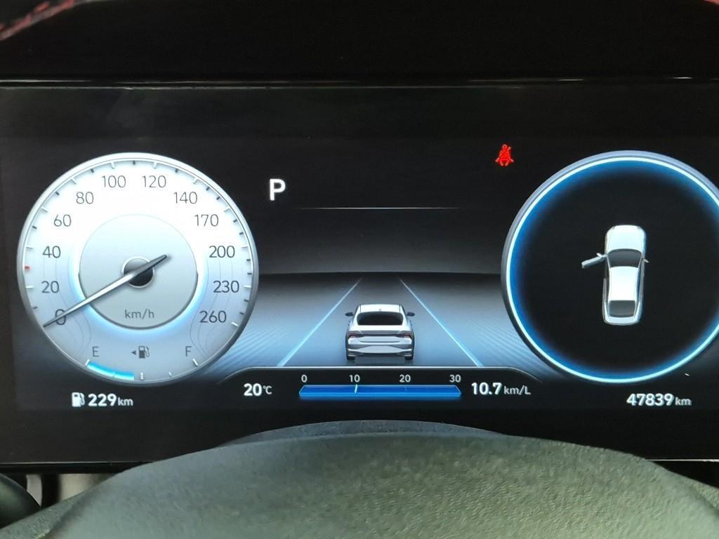 HYUNDAI Avante - Vista 6
