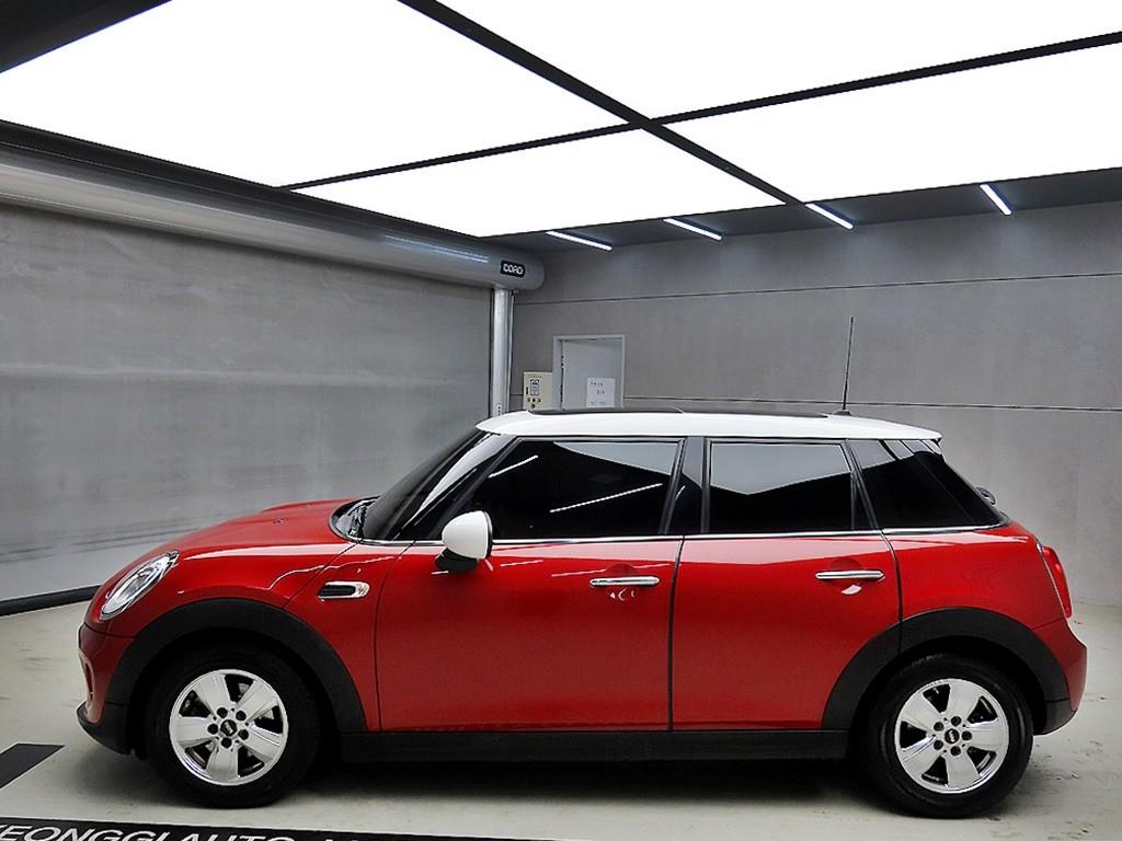 Mini Cooper - Vista 4