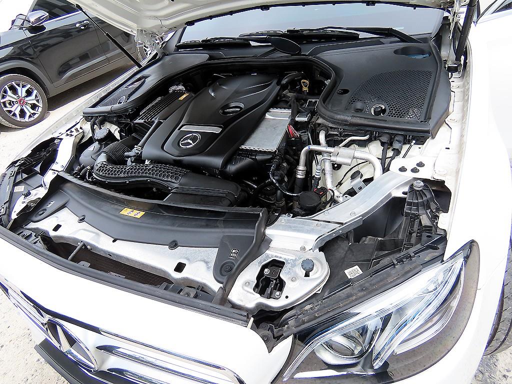 Mercedes Benz E class 2017 Blanco - Importación desde Corea - HF Imports Iquique - Foto 19