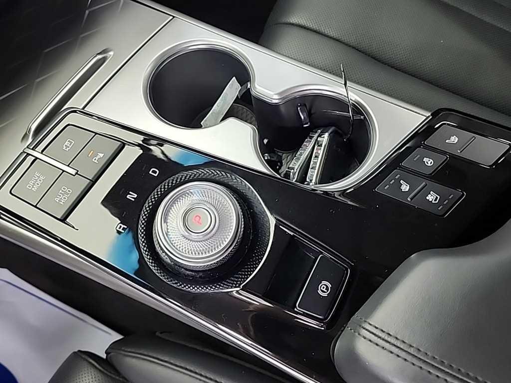 KIA K8 - Vista 8