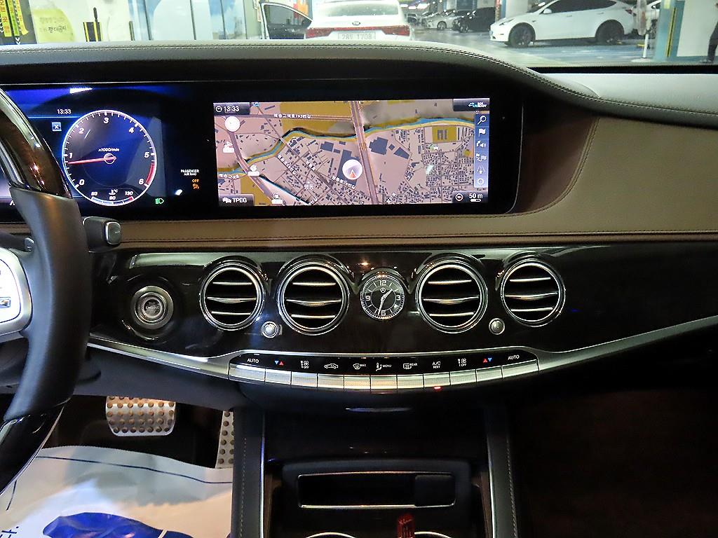 Mercedes Benz S Class - Vista 11