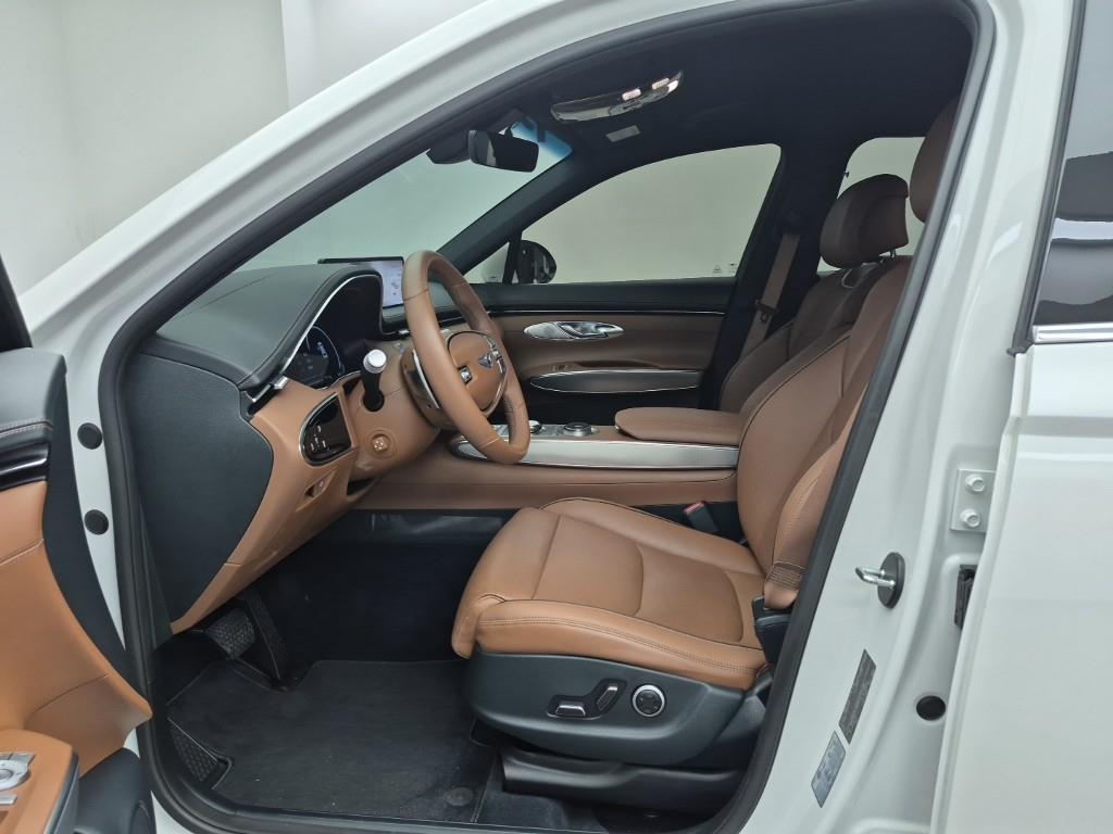 Genesis GV70 - Vista 11