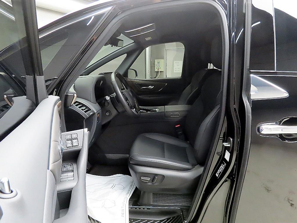 Toyota Alphard - Vista 5
