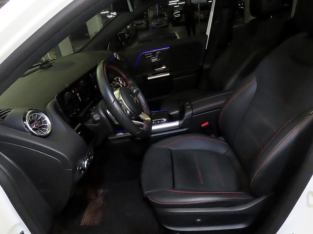 Mercedes Benz GLA Class - Vista 6