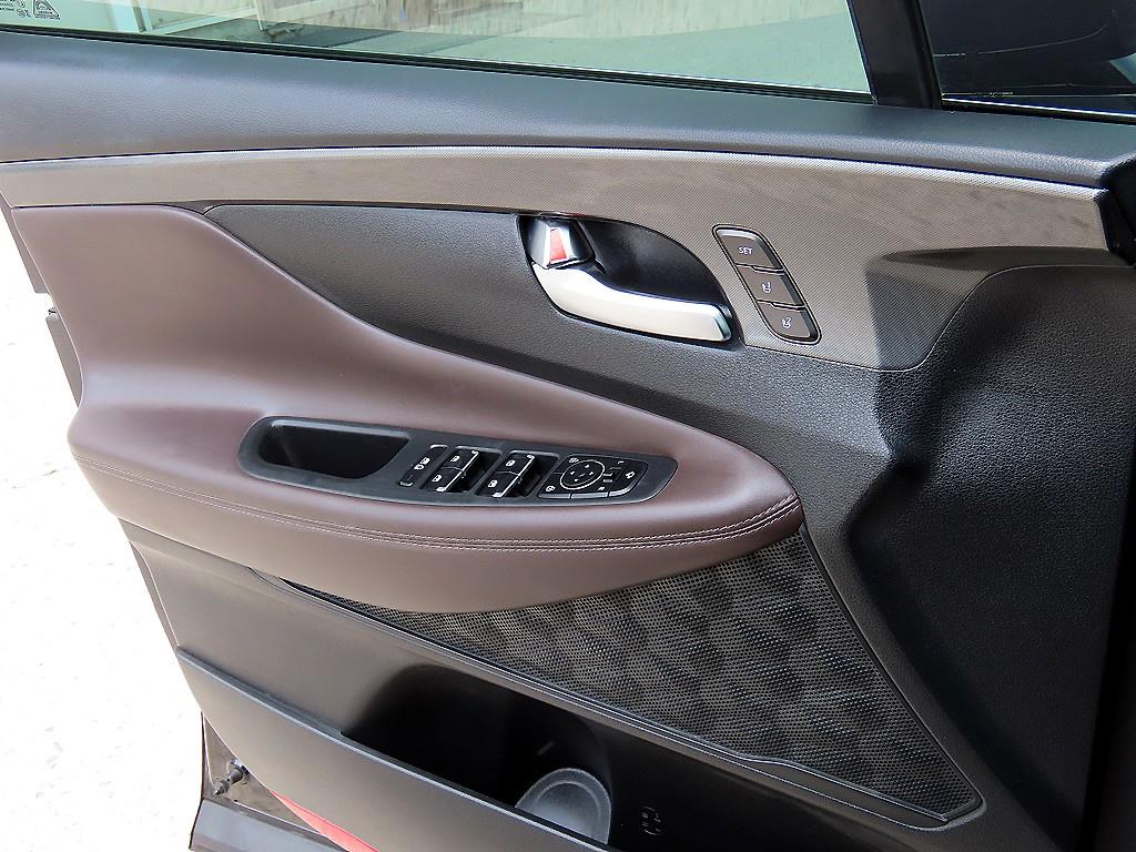 HYUNDAI Santa Fe - Vista 12