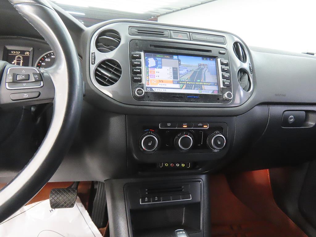 Volkswagen Tiguan - Vista 10