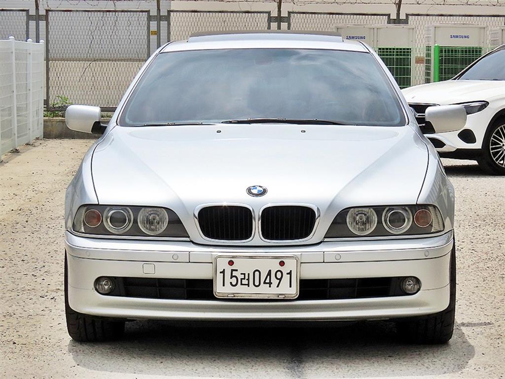 BMW 5 Series 2002 - Importación desde Corea - HF Imports Iquique - Foto 1