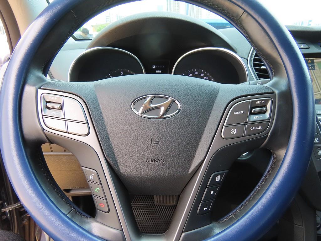 HYUNDAI Santa Fe - Vista 10