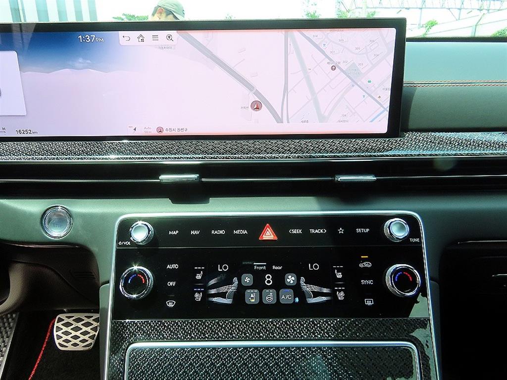 Genesis GV80 - Vista 12