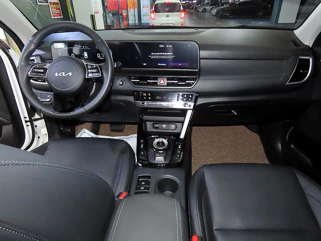 KIA Seltos - Vista 10