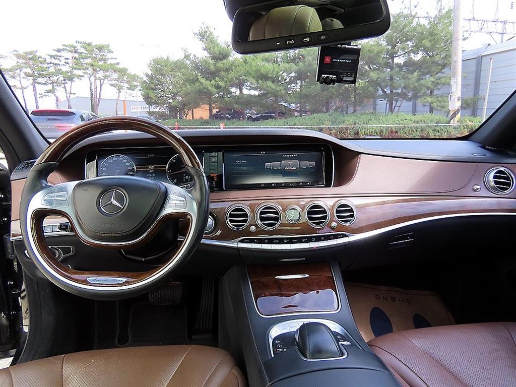 Mercedes Benz S Class - Vista 7