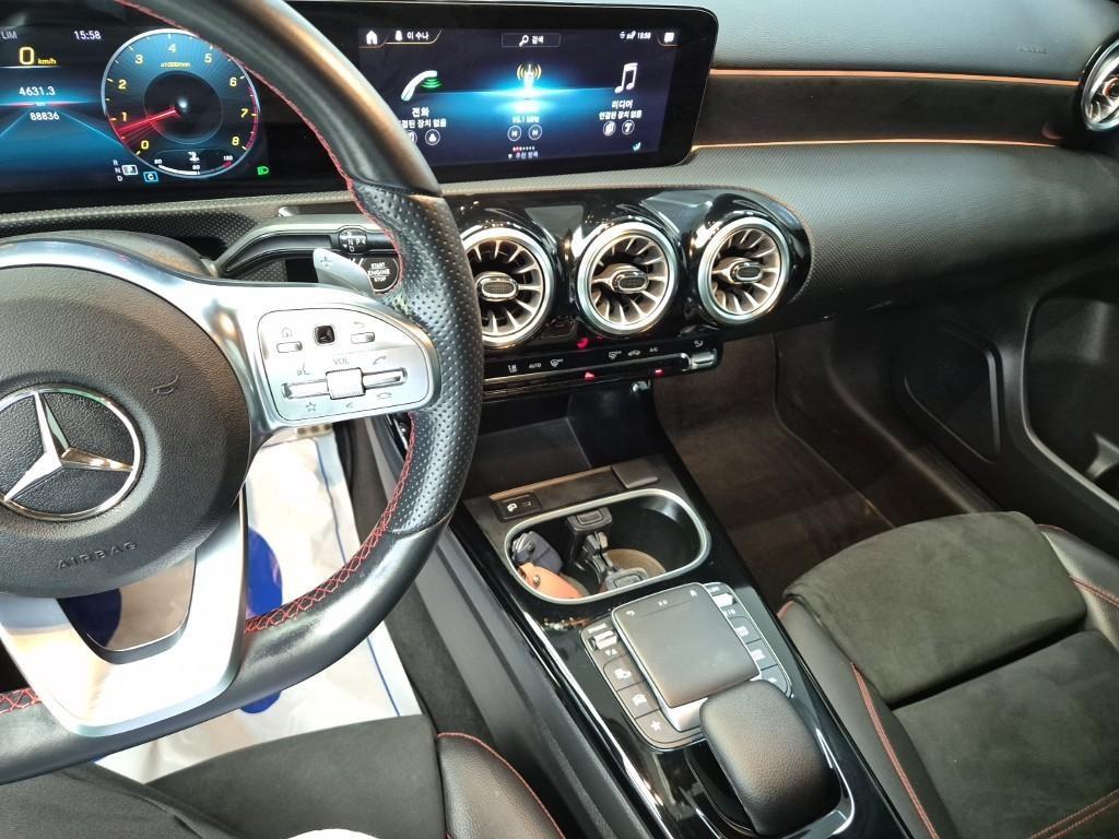 Mercedes Benz A Class - Vista 10