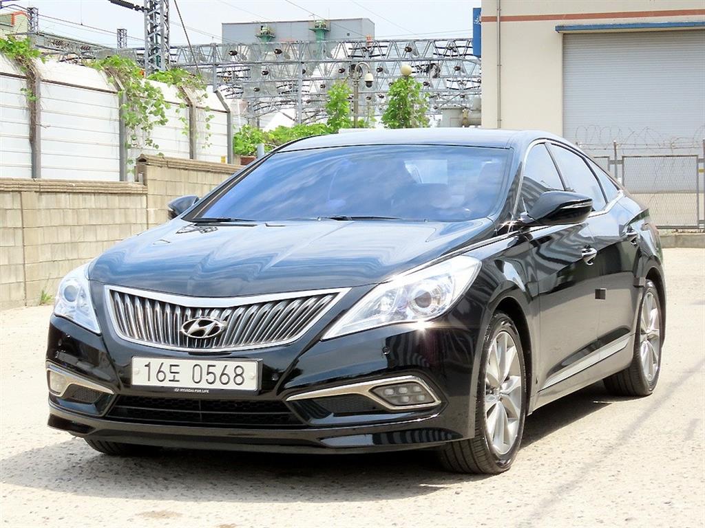 HYUNDAI Grandeur - Vista 2