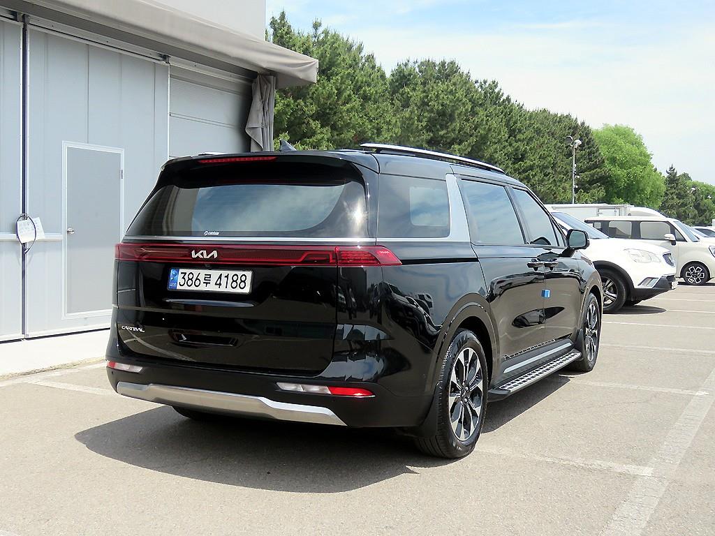 KIA Carnival - Vista 4