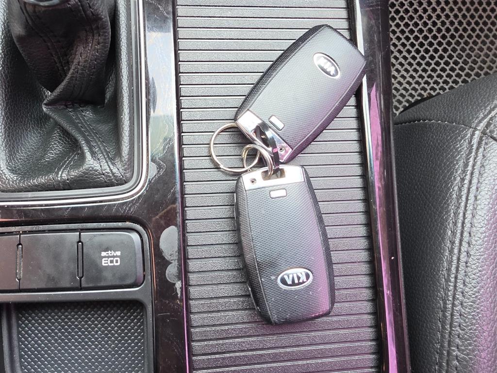 KIA Sorento 2013 Gris - Importación desde Corea - HF Imports Iquique - Foto 20