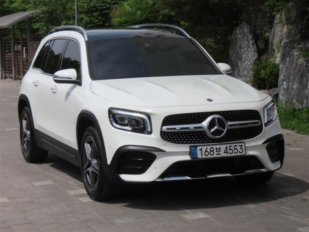 Mercedes Benz GLB Class - Vista 3