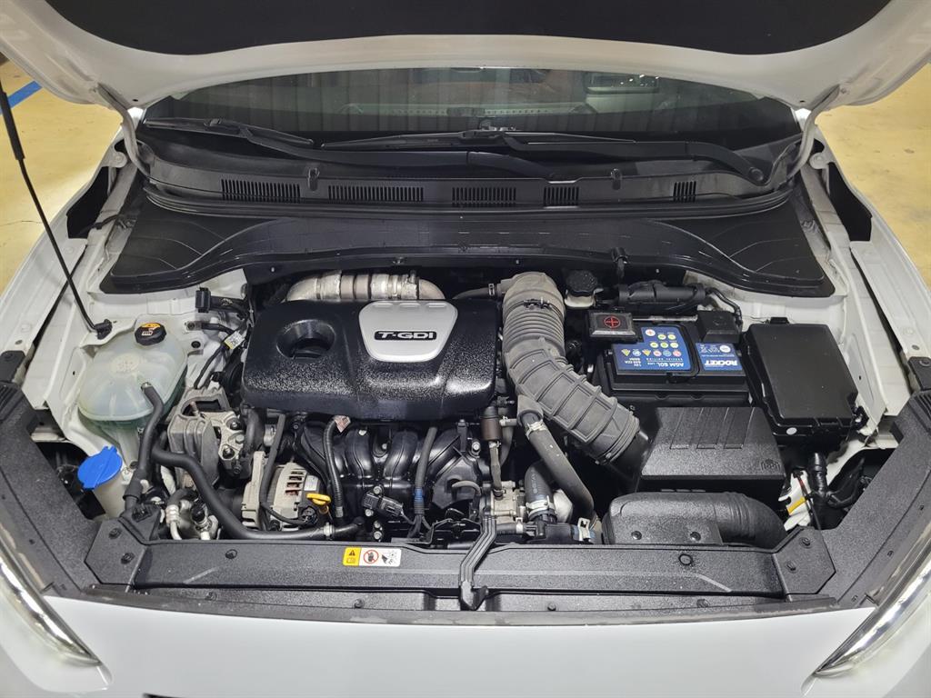 HYUNDAI Kona 2018 Blanco - Importación desde Corea - HF Imports Iquique - Foto 18