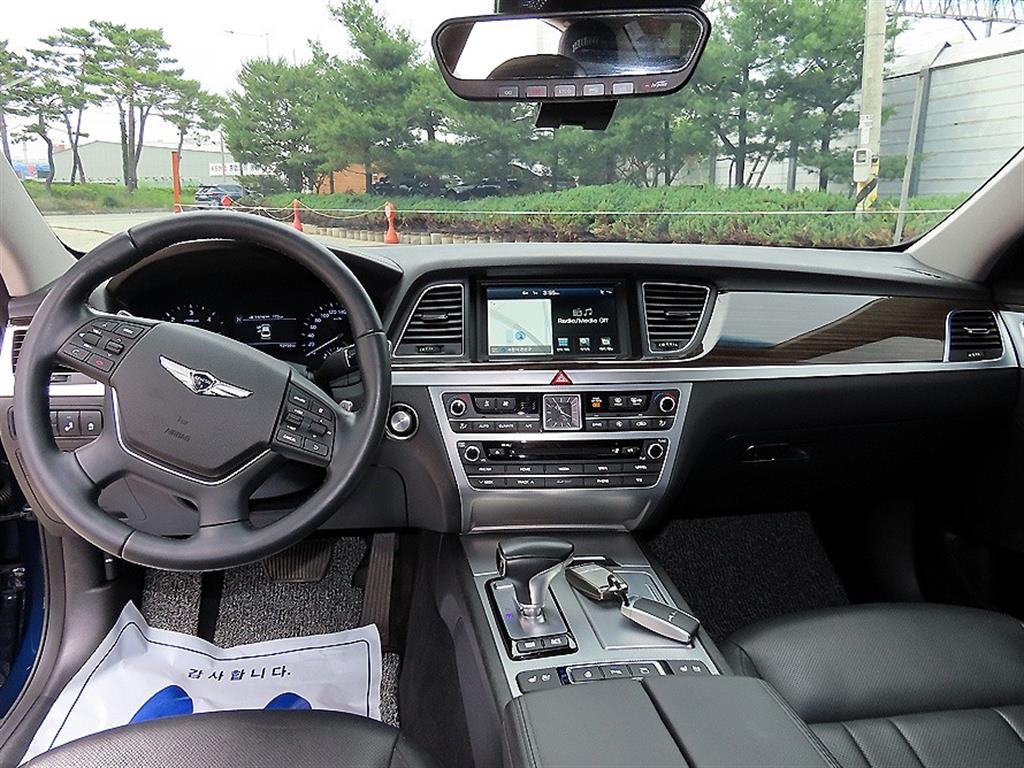 Genesis G80 - Vista 7