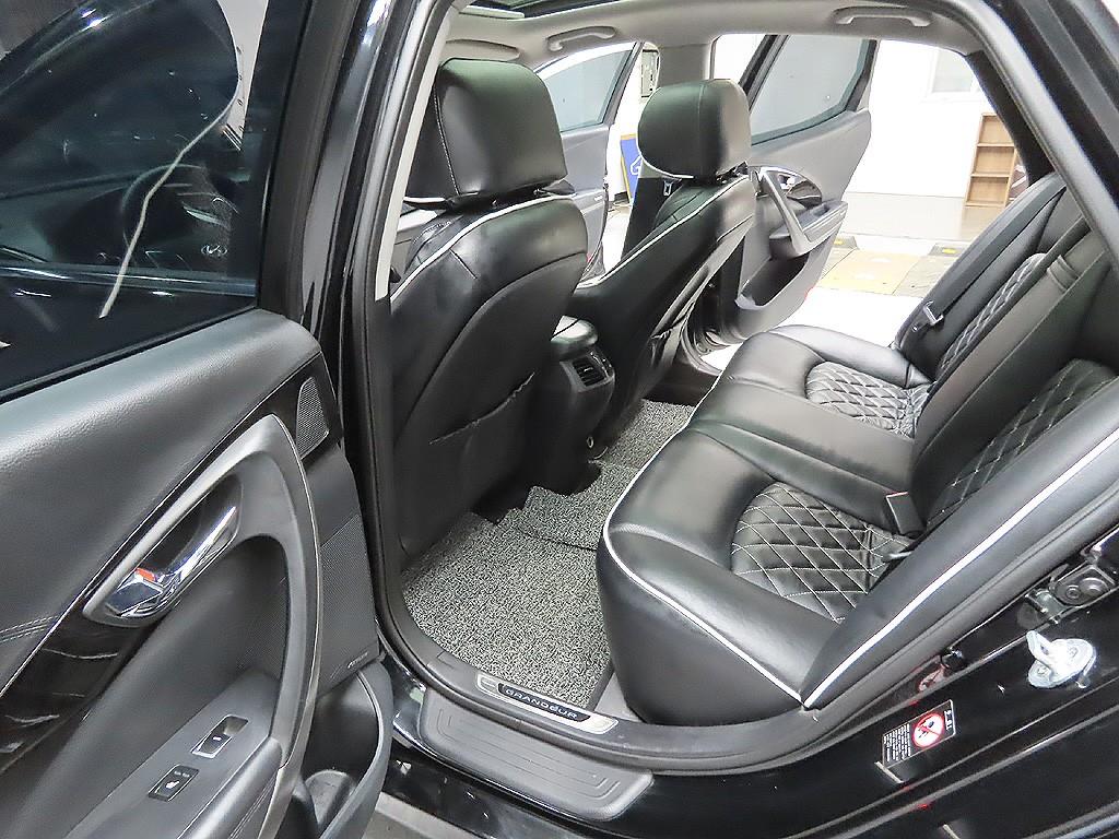 HYUNDAI Grandeur 2015 Negro - Importación desde Corea - HF Imports Iquique - Foto 8